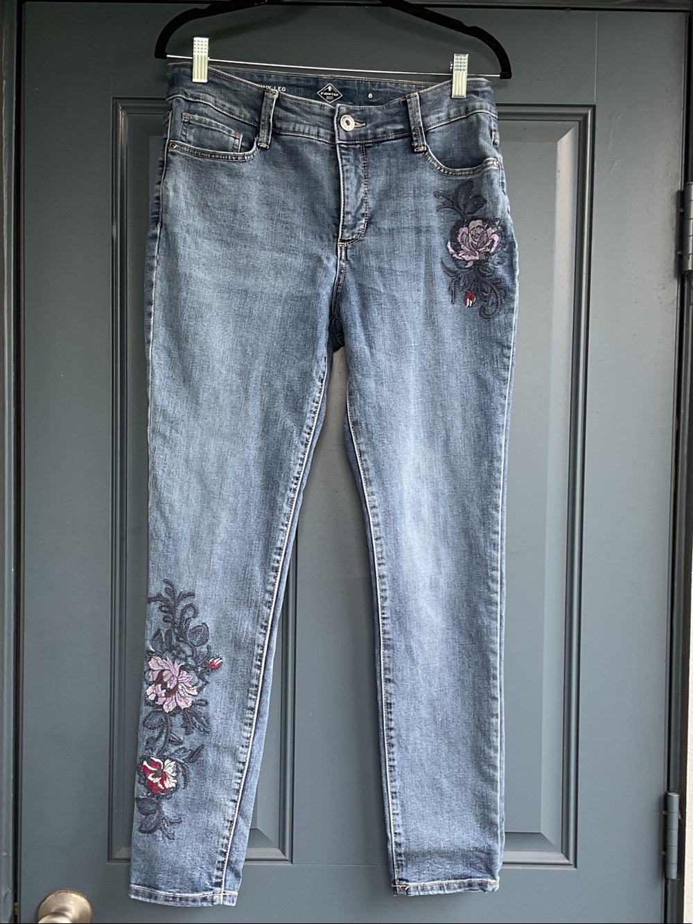 St. John's Bay Light Blue Skinny Jeans with Floral Embroidery, Size 8